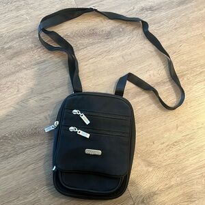 Baggallini RFDI Journey Crossbody